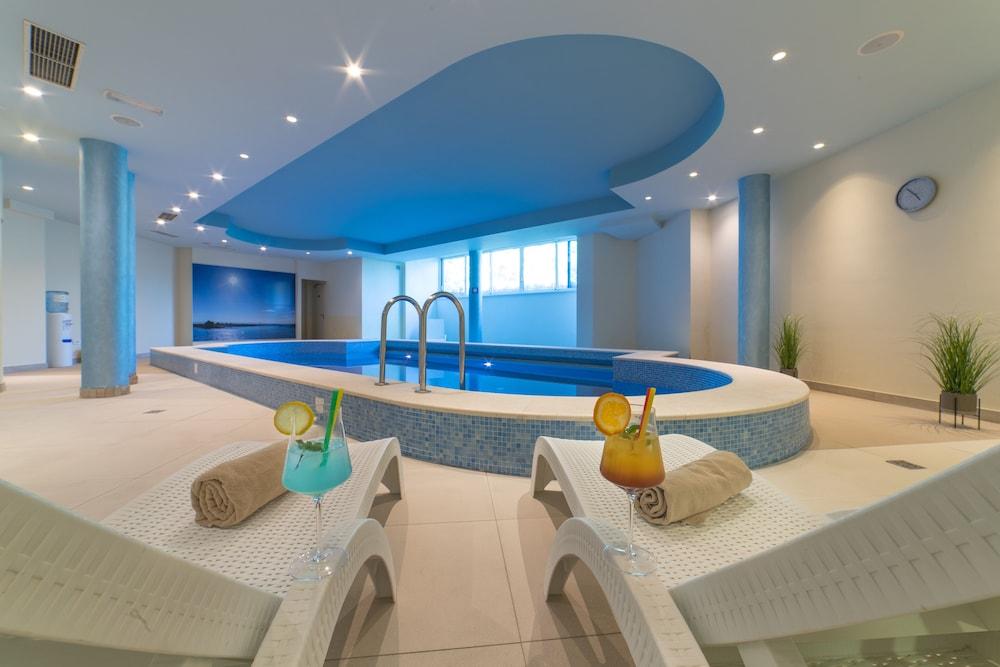Hotel Fanat 4*